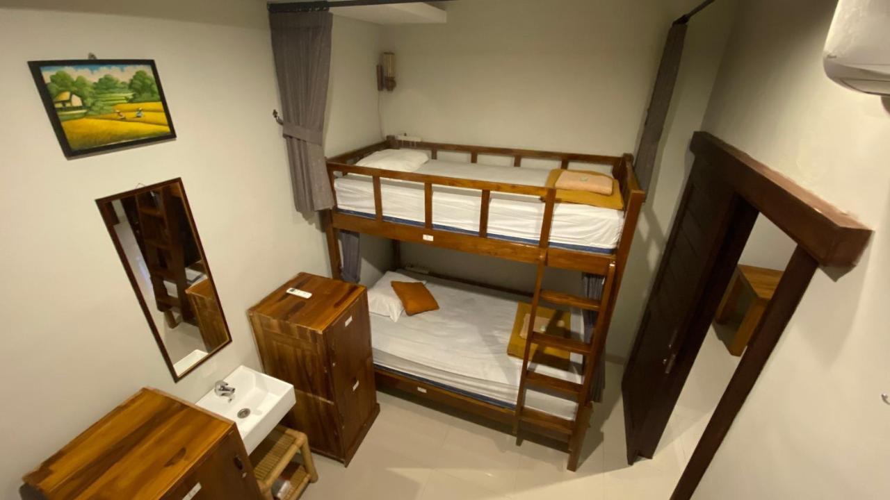 Suwardika Homestay & Dormitory Санур Экстерьер фото